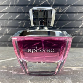عطر ادکلن جسیکا تواین (تویین) ایو سن لورن لیبره زنانه – Jessica Twain Yves Saint Laurent Libre